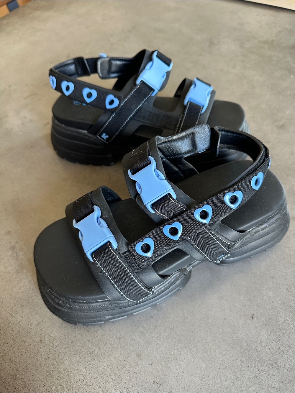 KOI | Fale Feeling Chunky Sandals - Picture 3 of 4